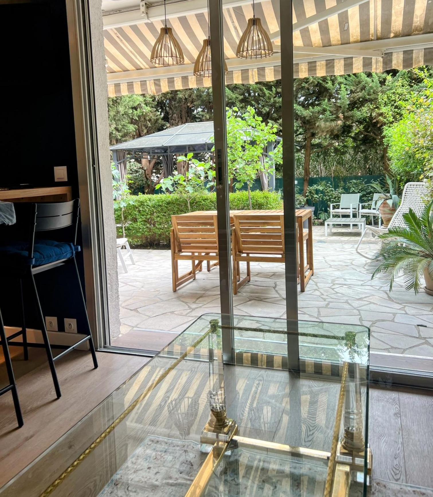 Superbe Appartement Avec Terrasse Jardin Et Parking Prive Saint-Tropez Ngoại thất bức ảnh